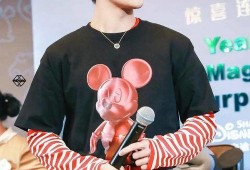 爆料千玺买蛋糕视频播放