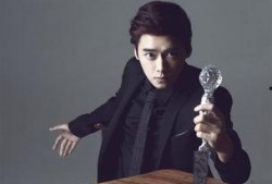 谁爆料李易峰小说最新,神秘爆料揭示背后真相