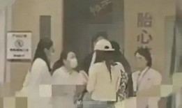 狗仔爆料怀孕视频播放,怀孕视频曝光，明星喜讯引热议